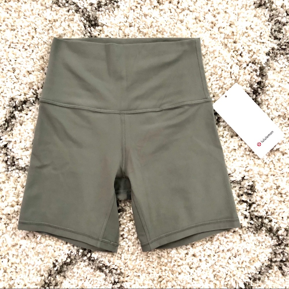 NWT Align shorts 6” in Grey Sage - Picture 6 of 7